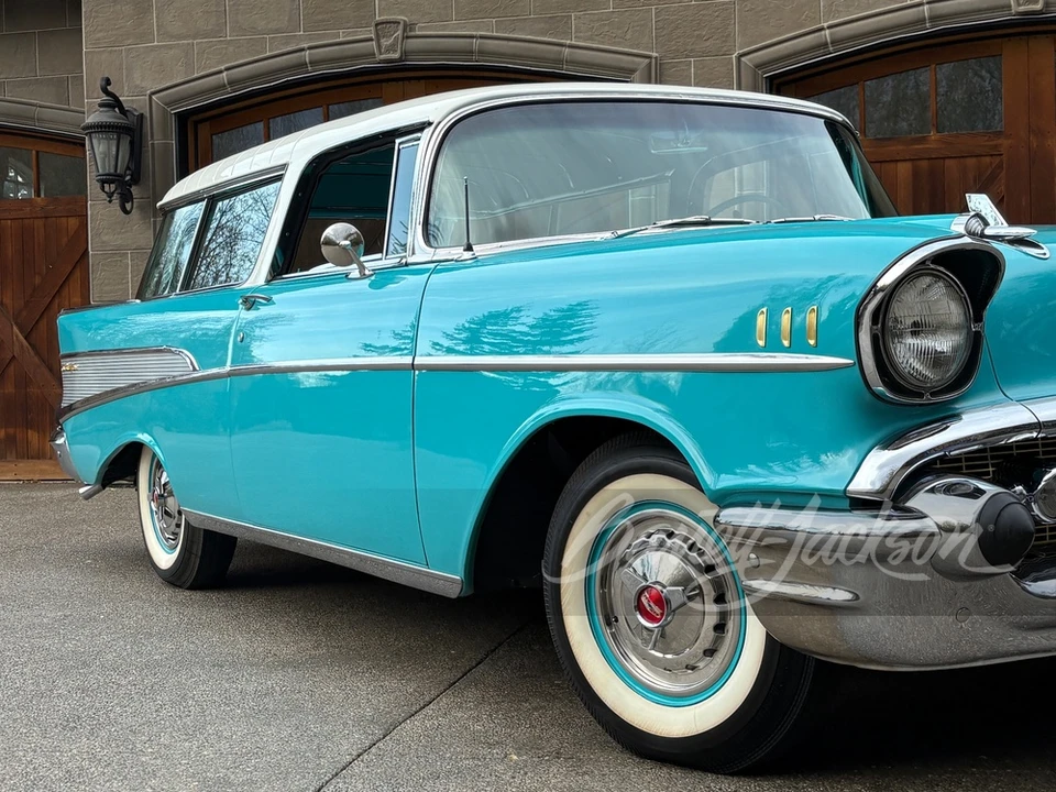 1957 Chevrolet Nomad - Image 13 of 31