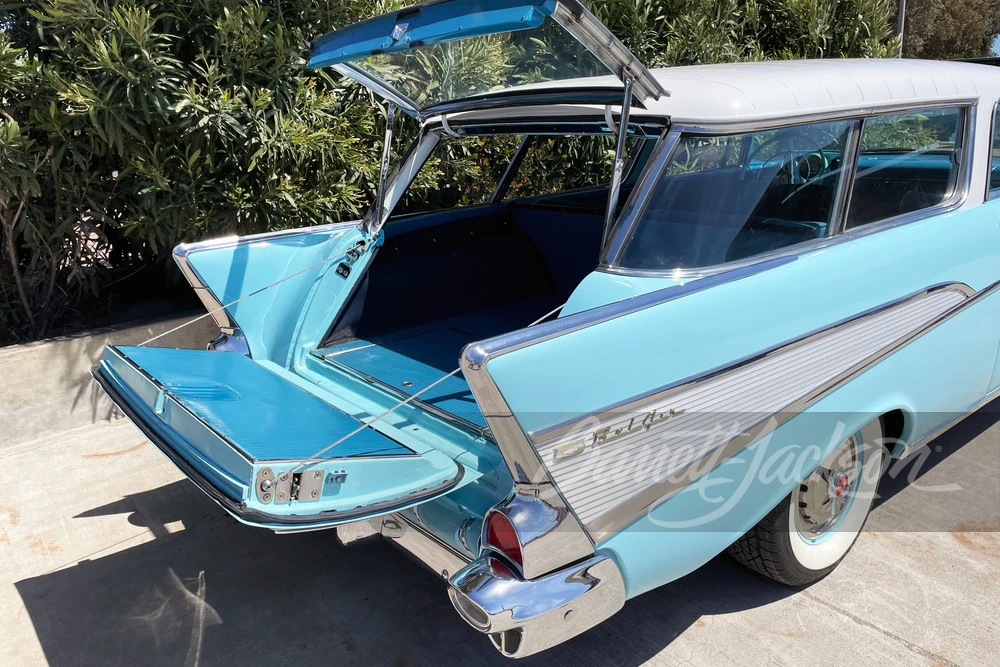 1957 Chevrolet Nomad - Image 13 of 20