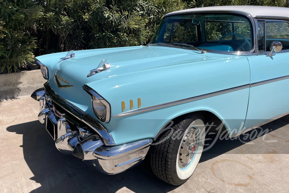 1957 Chevrolet Nomad - Image 10 of 20