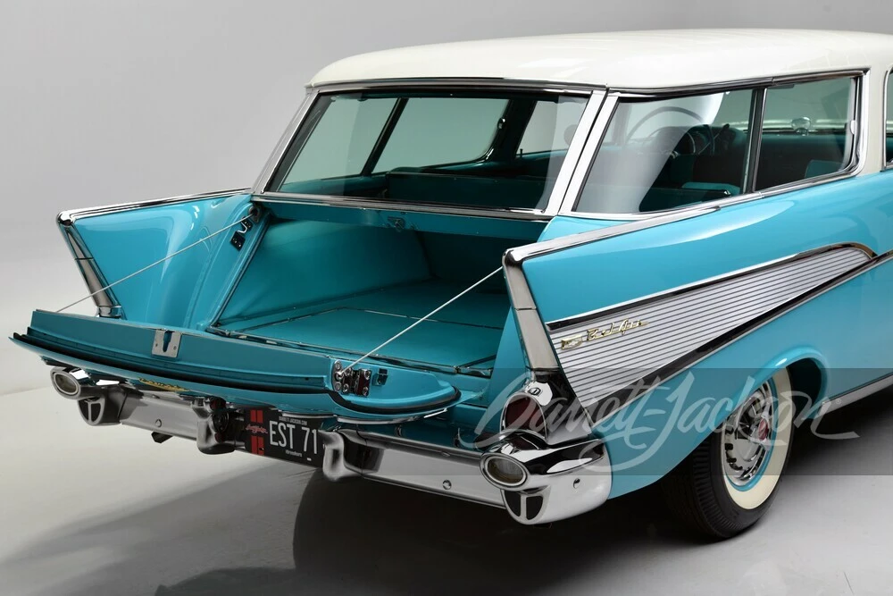 1957 Chevrolet Nomad - Image 10 of 23