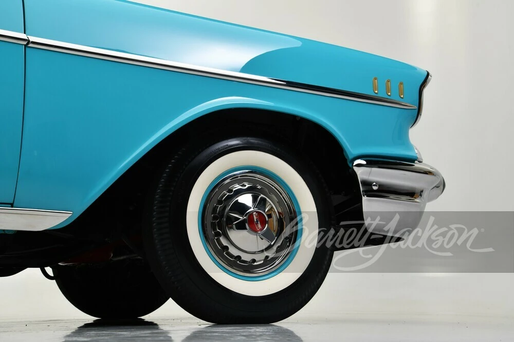 1957 Chevrolet Nomad - Image 12 of 23