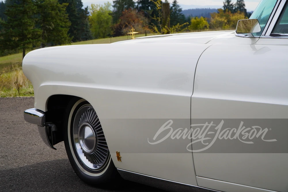 1957 Lincoln Continental Mark II - Image 6 of 31