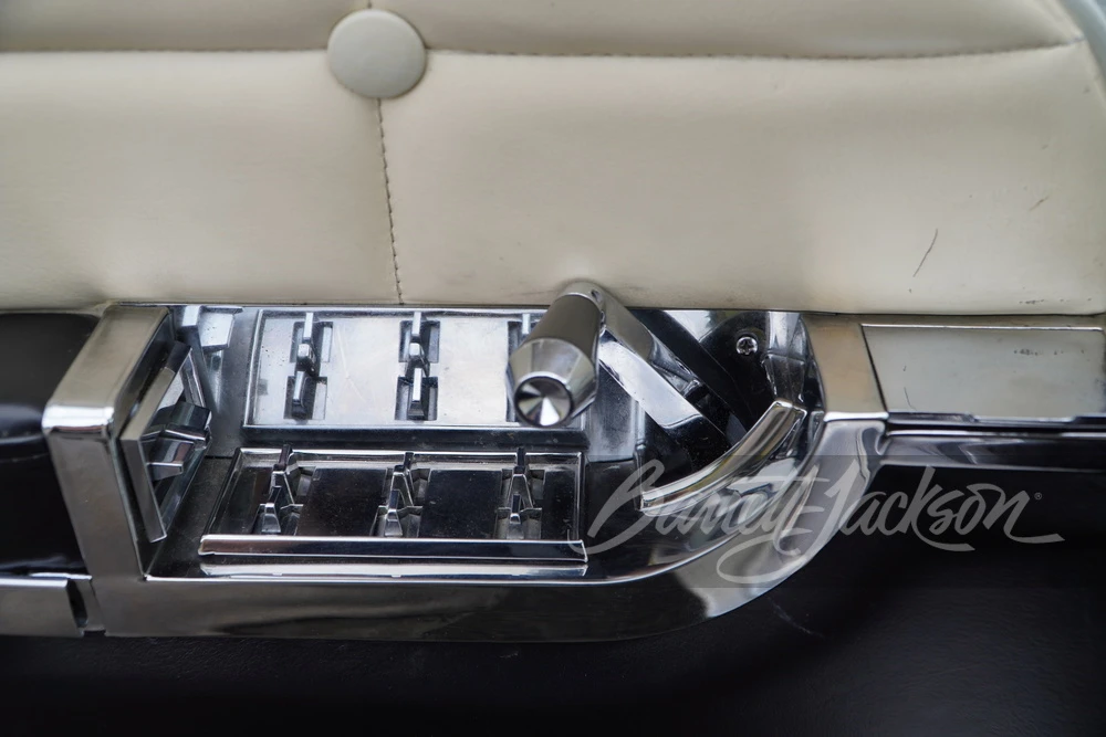 1957 Lincoln Continental Mark II - Image 26 of 31