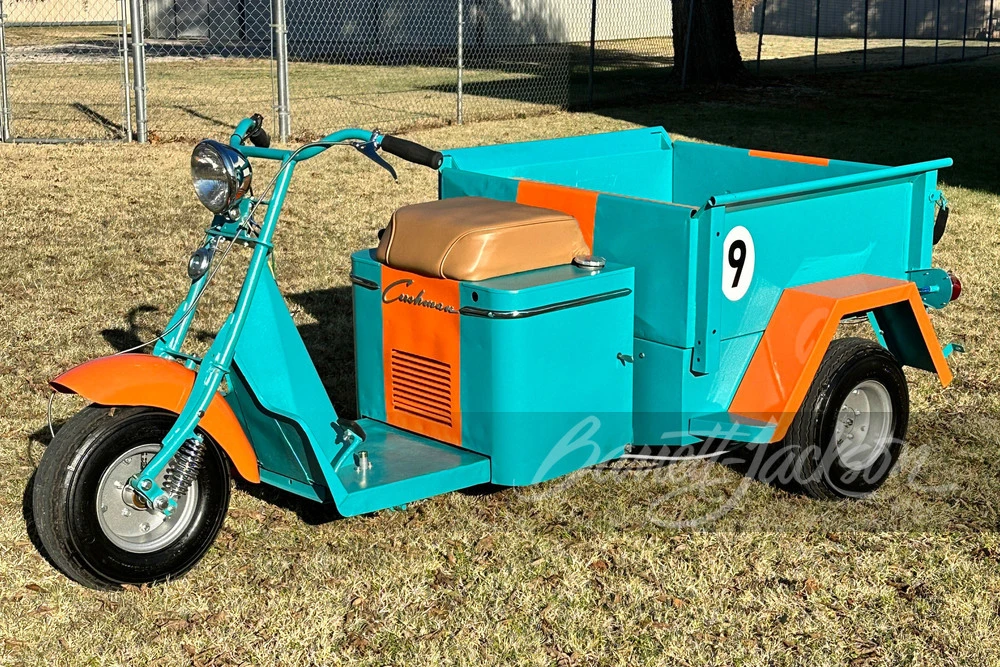 1957 Cushman - Image 9 of 11