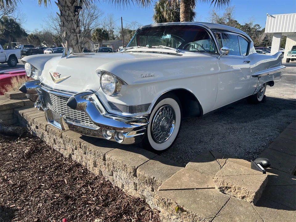 1957 Cadillac DeVille - Image 2 of 31