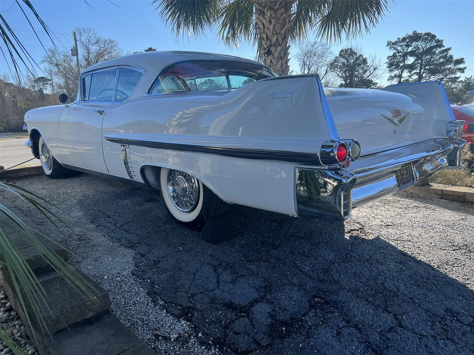 1957 Cadillac DeVille - Image 4 of 31