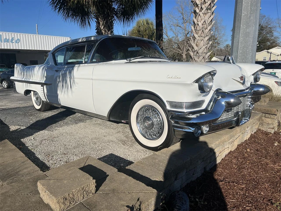 1957 Cadillac DeVille - Image 14 of 31