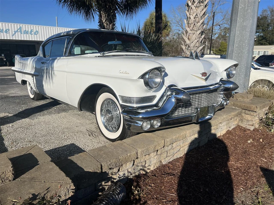 1957 Cadillac DeVille - Image 15 of 31