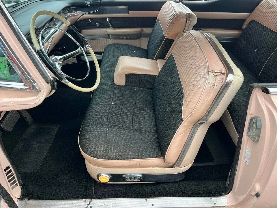 1957 Cadillac DeVille - Image 27 of 31