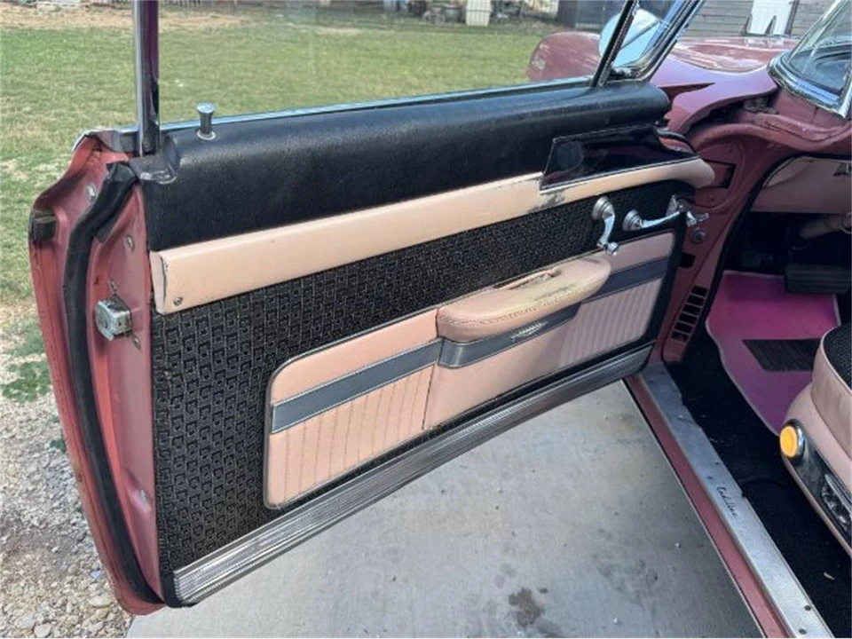 1957 Cadillac DeVille - Image 16 of 25