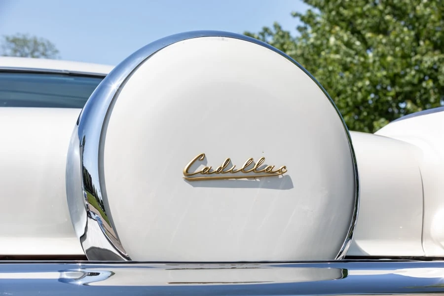 1957 Cadillac DeVille - Image 18 of 31