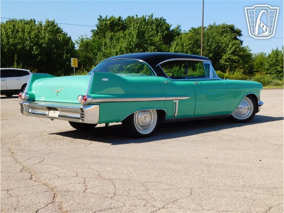1957 Cadillac DeVille - Image 28 of 31