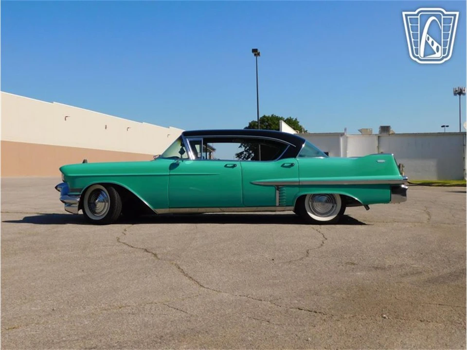 1957 Cadillac DeVille - Image 13 of 31