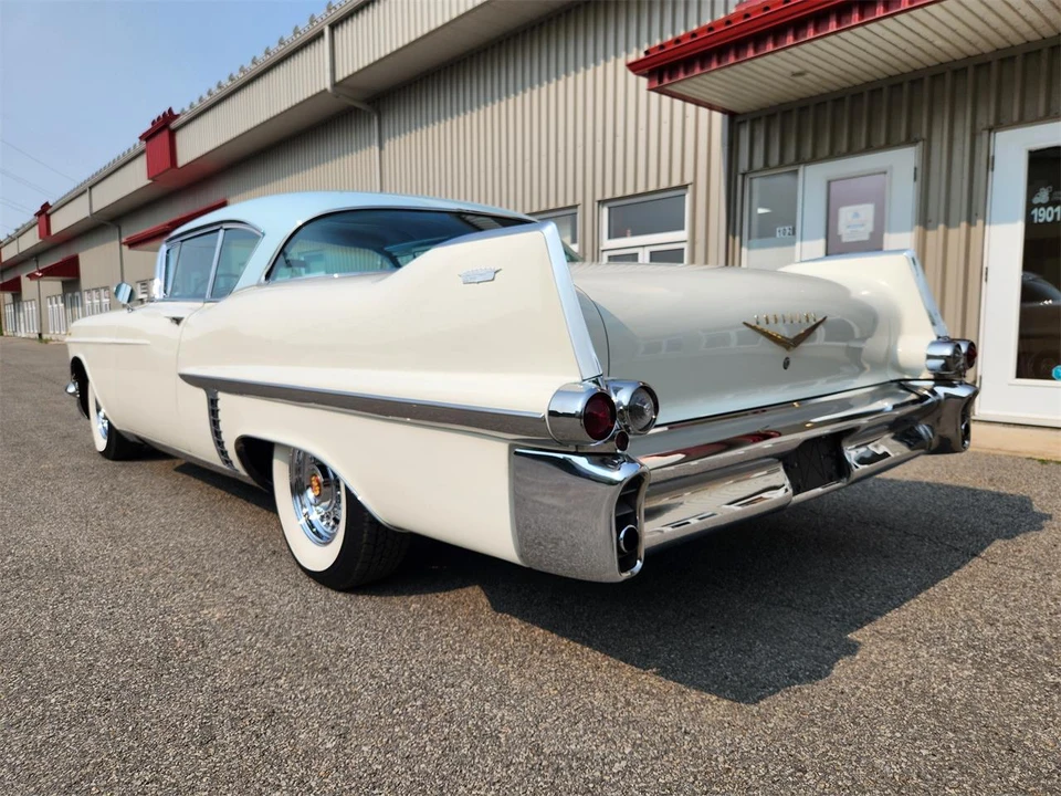 1957 Cadillac DeVille - Image 5 of 31