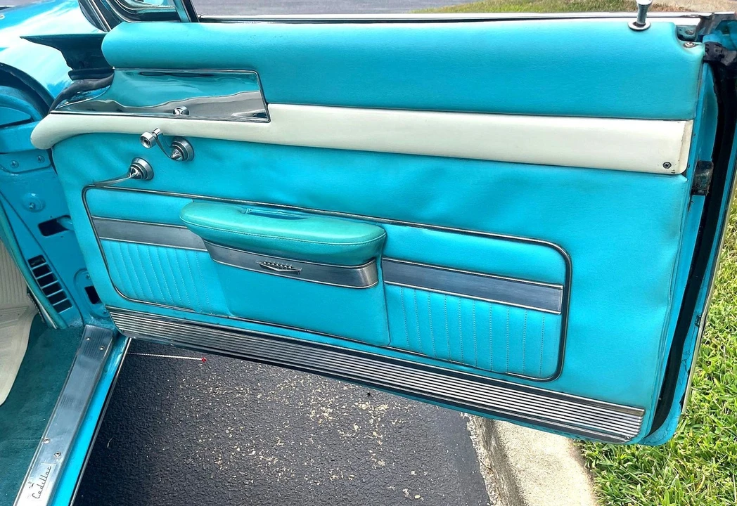 1957 Cadillac DeVille - Image 28 of 31
