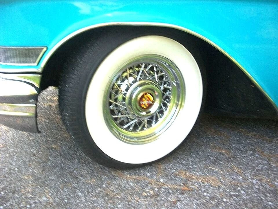 1957 Cadillac DeVille - Image 10 of 31
