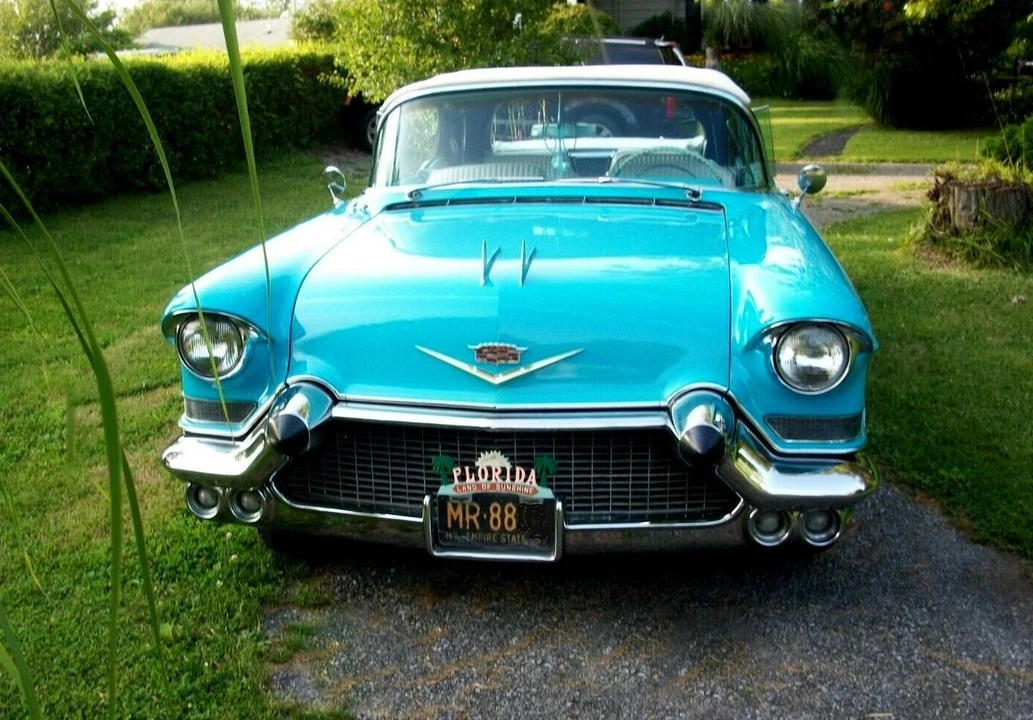 1957 Cadillac DeVille - Image 4 of 31