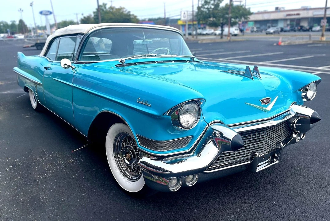 1957 Cadillac DeVille - Image 5 of 31