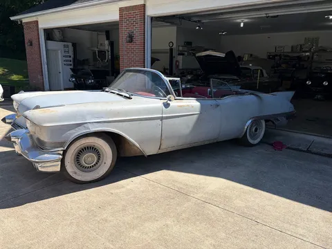 1957 Cadillac Eldorado Biarritz