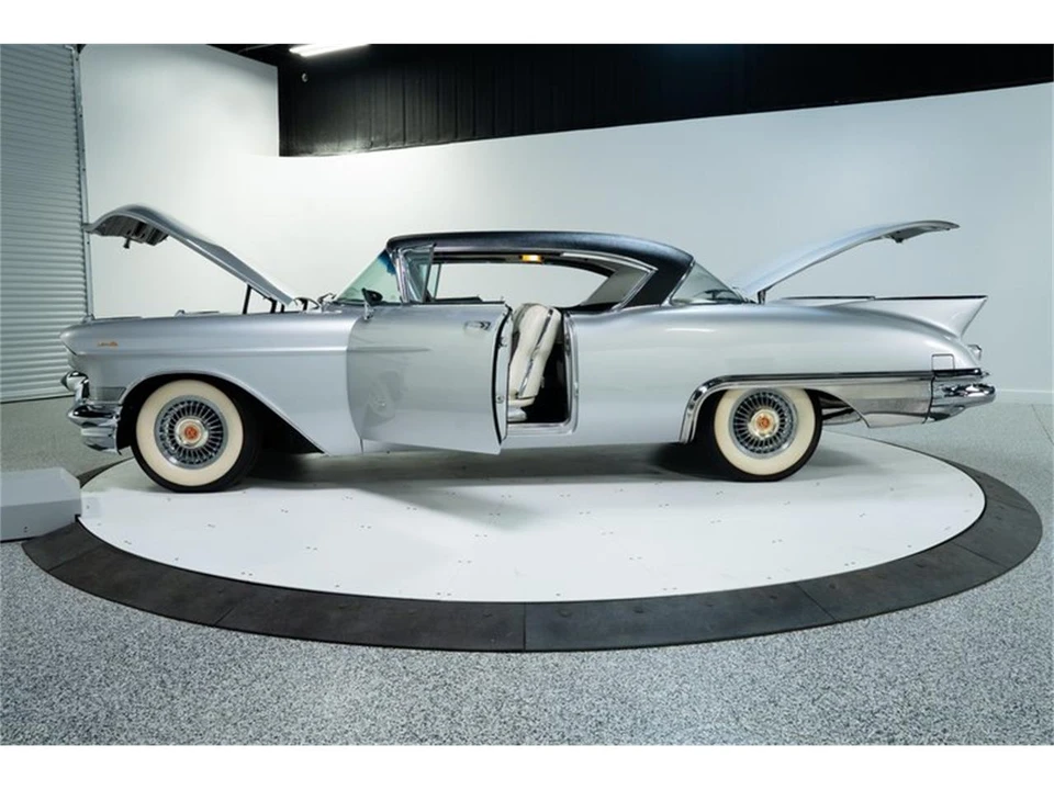 1957 Cadillac Eldorado 3rd Gen - Image 20 of 31