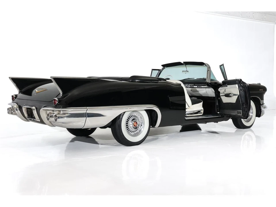 1957 Cadillac Series 62 4th Gen - Image 3 of 31