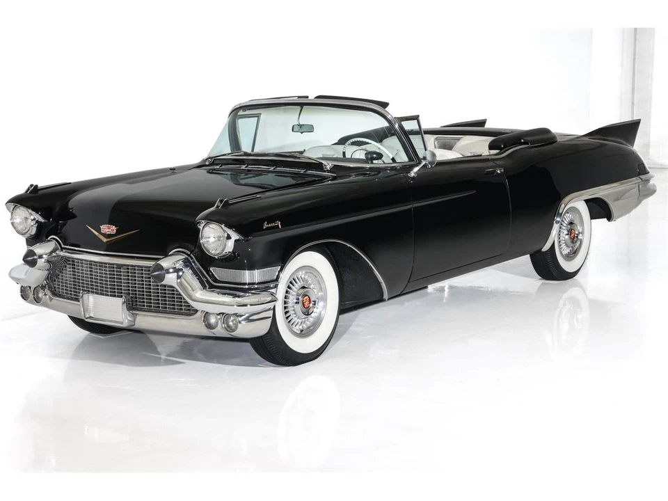 1957 Cadillac Series 62 4th Gen - Image 13 of 31