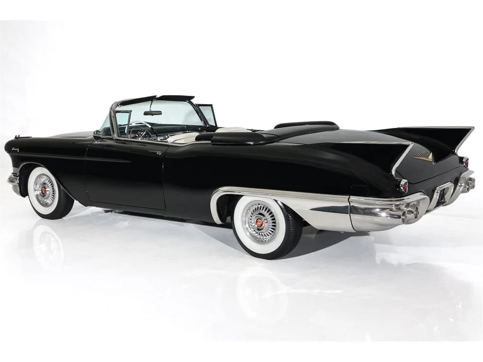 1957 Cadillac Series 62 4th Gen - Image 23 of 31