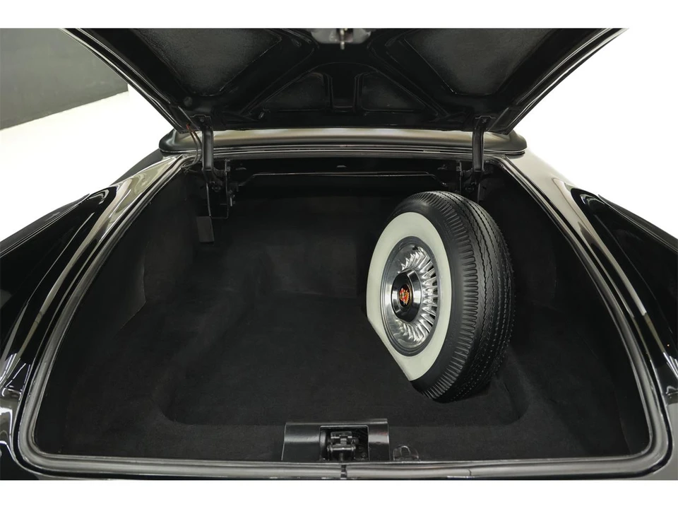 1957 Cadillac Series 62 4th Gen - Image 25 of 31