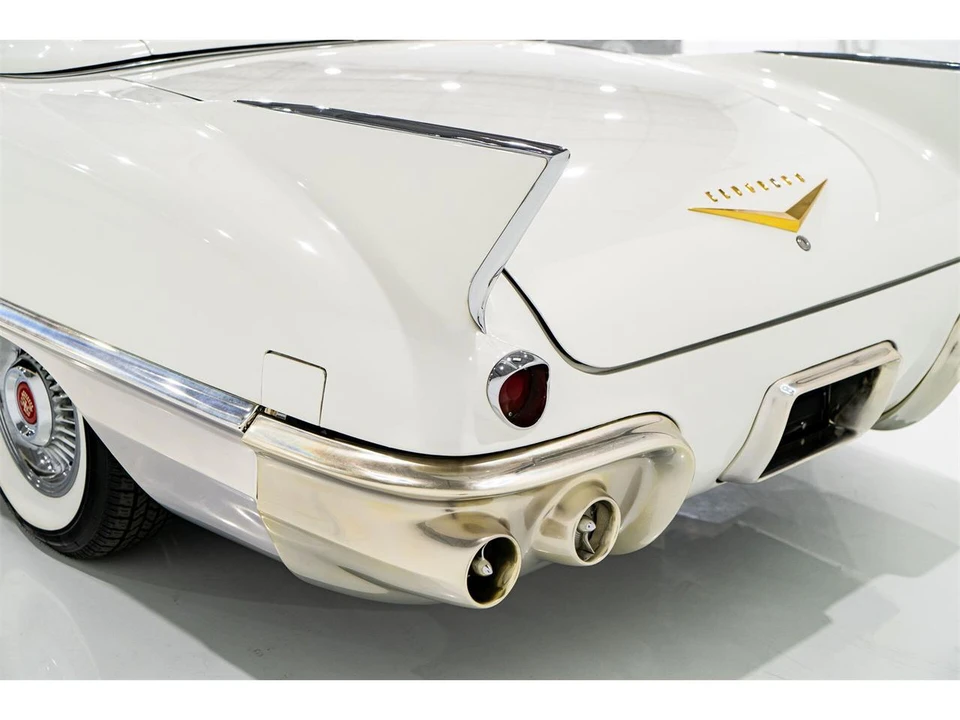 1957 Cadillac Series 62 4th Gen - Image 5 of 31