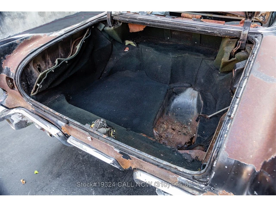 1957 Cadillac Series 62 Eldorado Brougham - Image 24 of 31
