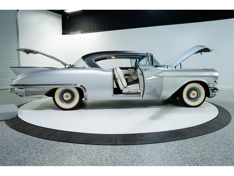 1957 Cadillac Eldorado 3rd Gen - Image 24 of 31