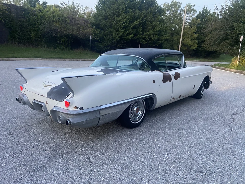 1957 Cadillac Eldorado 3rd Gen - Image 9 of 31