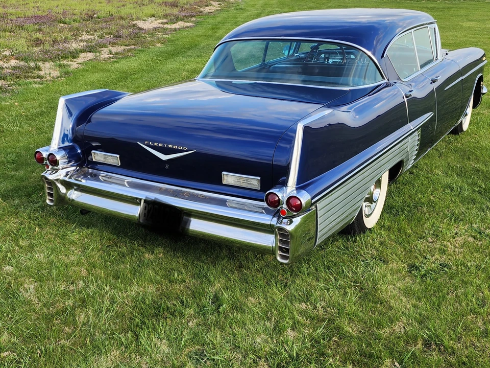1957 Cadillac Sixty Special - Image 6 of 31