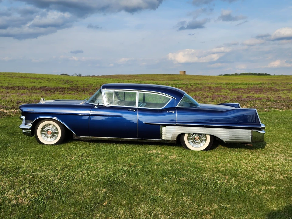 1957 Cadillac Sixty Special - Image 8 of 31