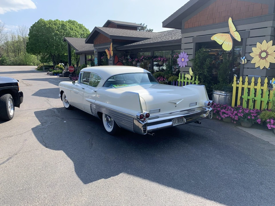 1957 Cadillac Sixty Special - Image 12 of 31