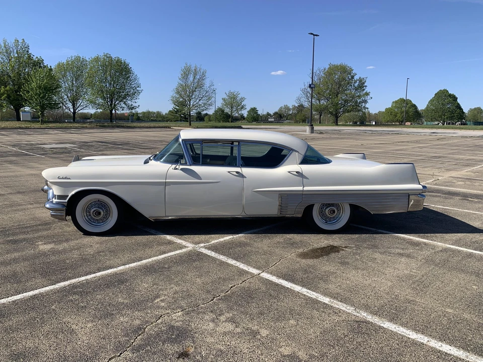 1957 Cadillac Sixty Special - Image 17 of 31