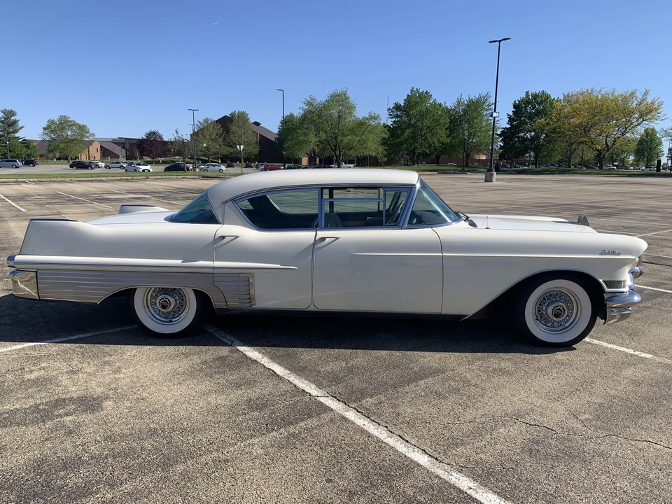 1957 Cadillac Sixty Special - Image 7 of 31