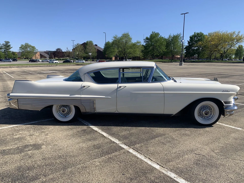 1957 Cadillac Sixty Special - Image 8 of 31