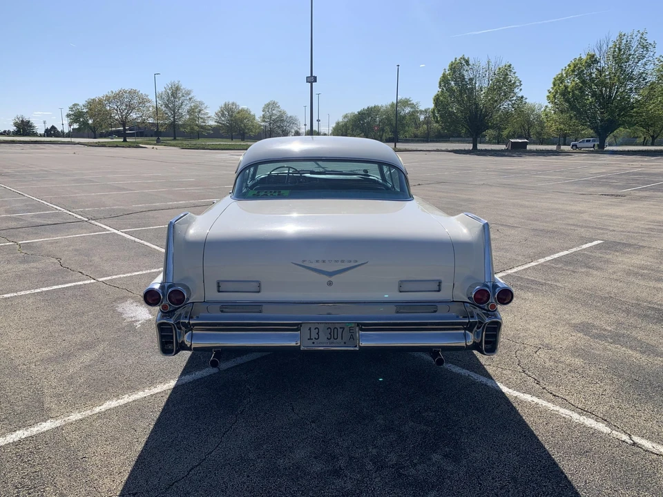 1957 Cadillac Sixty Special - Image 11 of 31