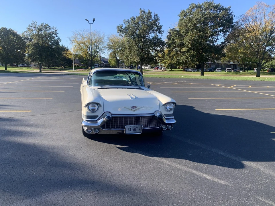 1957 Cadillac Sixty Special - Image 9 of 31