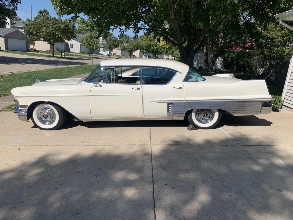 1957 Cadillac Sixty Special - Image 31 of 31