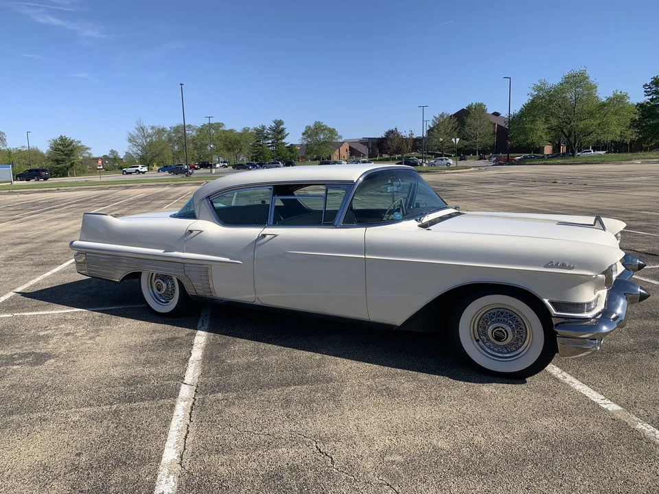 1957 Cadillac Sixty Special - Image 22 of 31