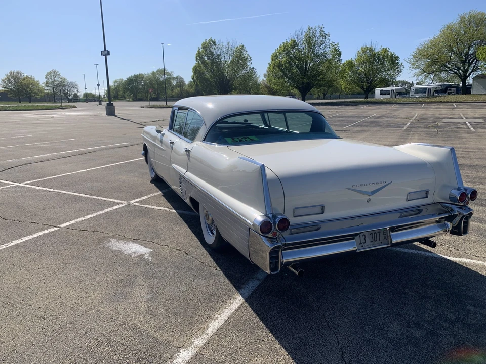 1957 Cadillac Sixty Special - Image 18 of 31