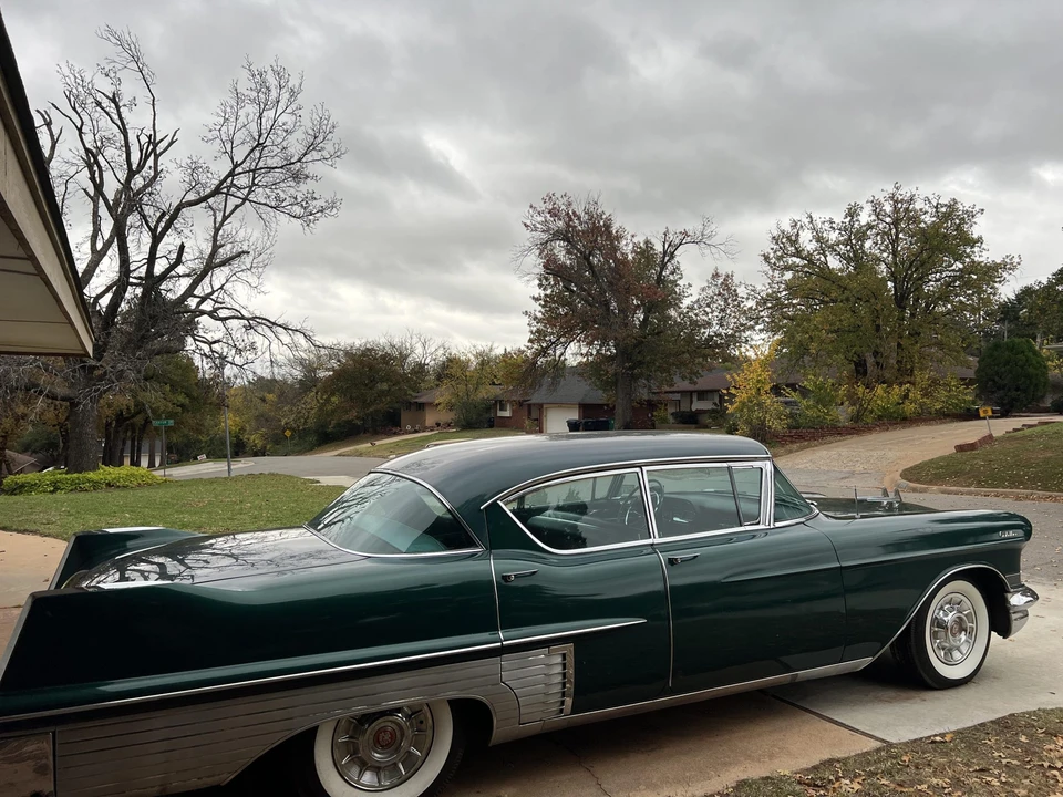 1957 Cadillac Sixty Special - Image 10 of 31