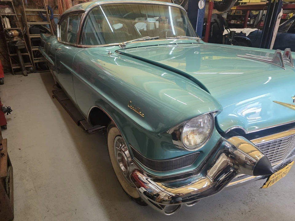 1957 Cadillac Sixty Special - Image 3 of 31