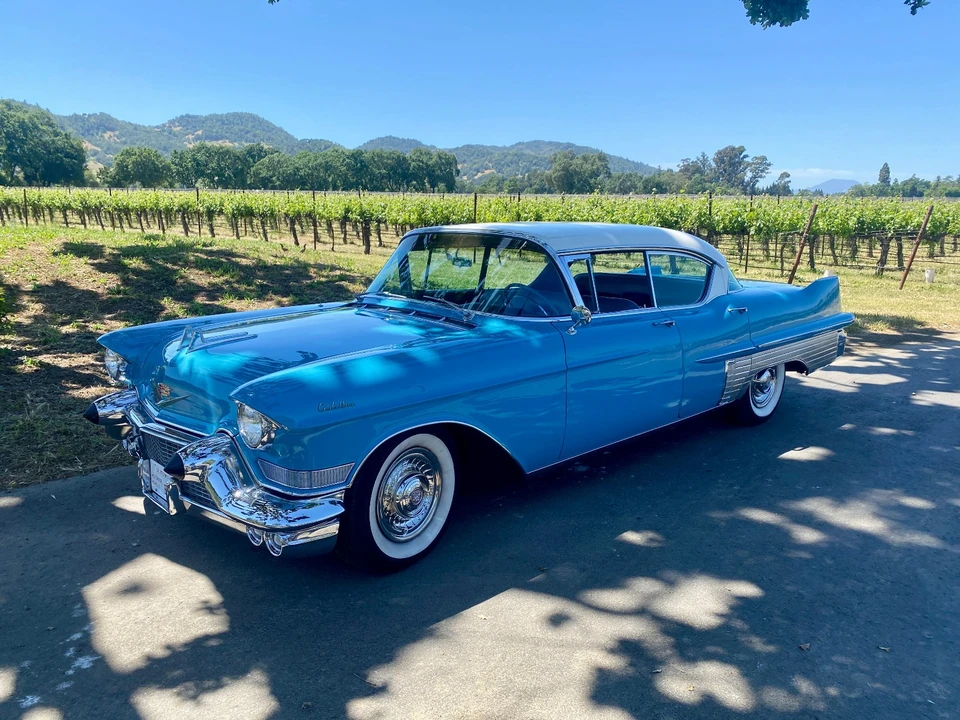 1957 Cadillac Sixty Special - Image 9 of 11