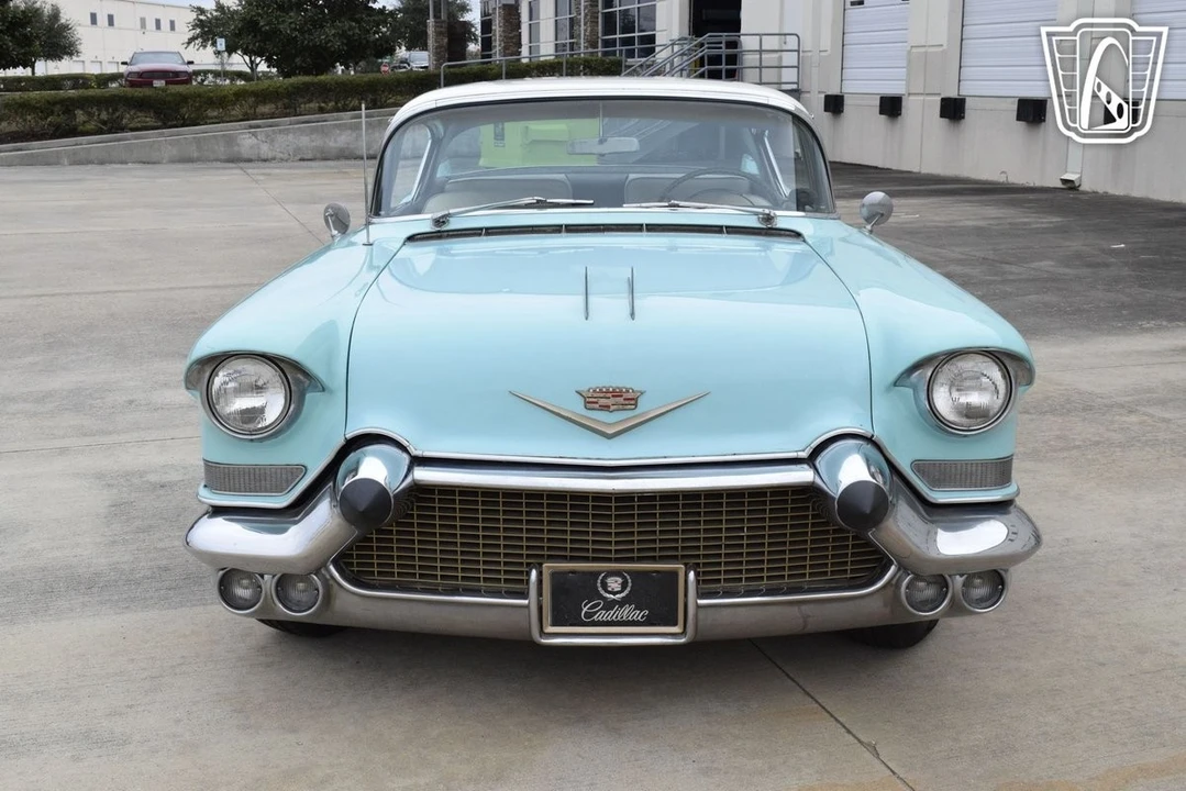 1957 Cadillac Series 62 4th Gen - Image 23 of 31
