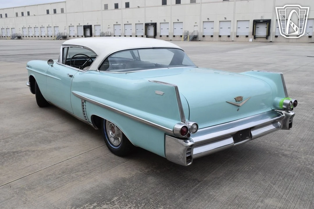 1957 Cadillac Series 62 4th Gen - Image 8 of 31