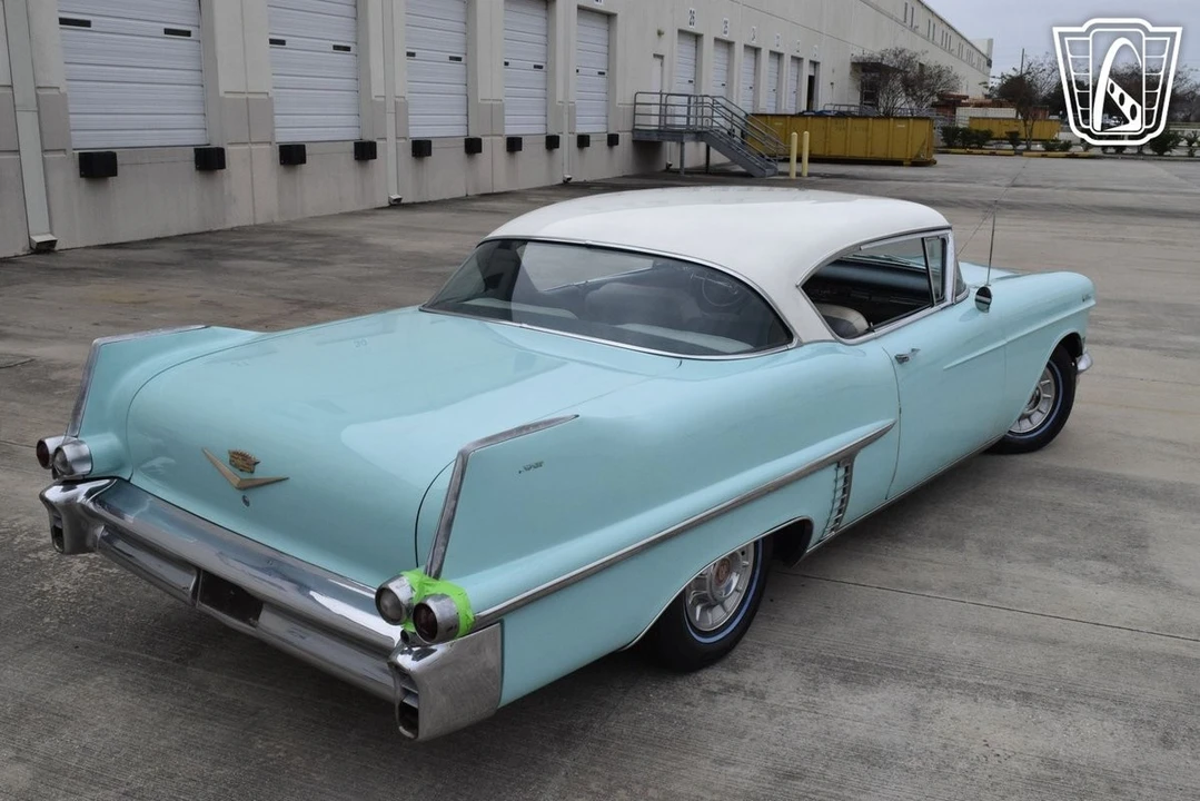 1957 Cadillac Series 62 4th Gen - Image 13 of 31