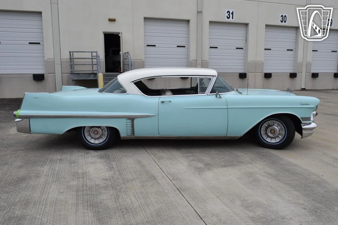1957 Cadillac Series 62 4th Gen - Image 17 of 31